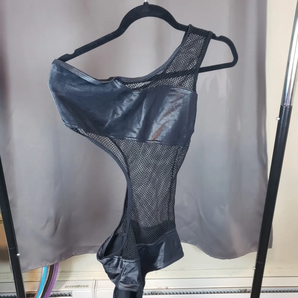 BLACKMILK CENTRE STAGE BODYSUIT XL BLACK FISHNET RAVE - Picture 7 of 8